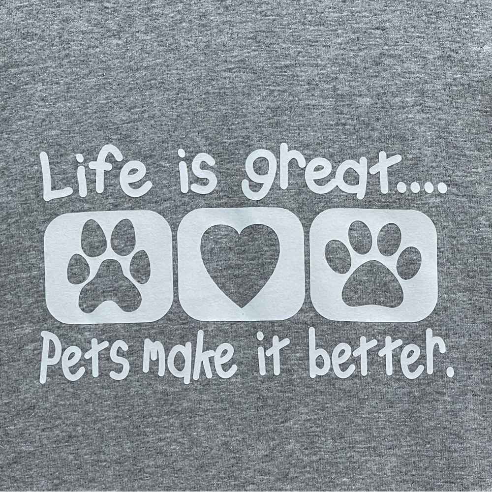 Men's NWOT Gildan Pure Cotton Pets Make Life Better Tshirt, 2XL